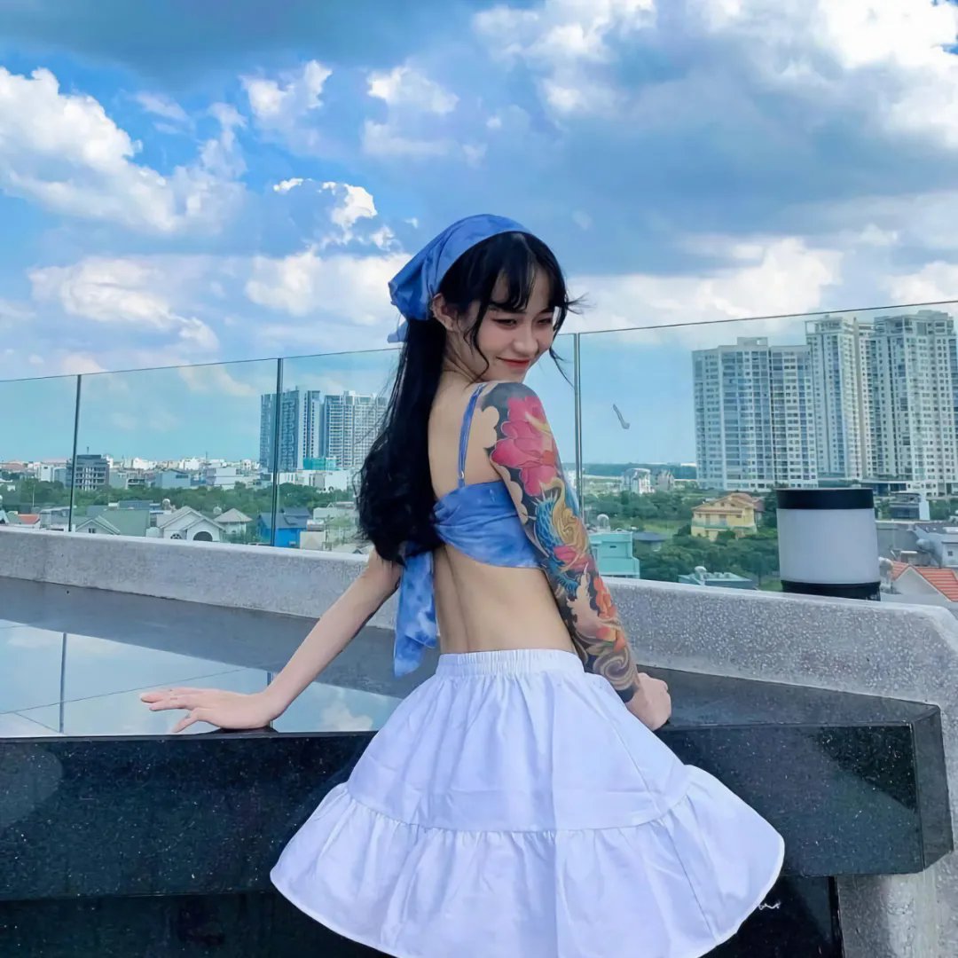 亿万富女